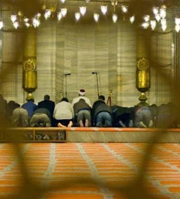 Diyanet 3 Nisan Cuma Hutbesini Yayınladı: “Cuma ve Ümmet Bilinci” Konusu ve PDF Metni