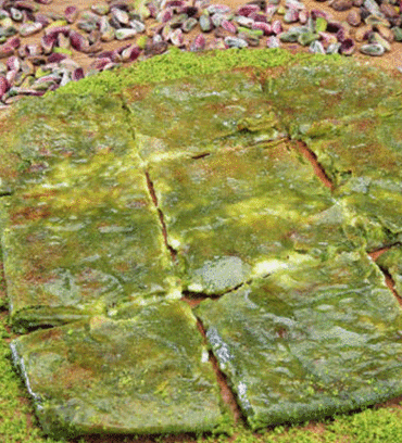 Çıtır Çıtır Hatay Katmer Tarifi: Kaymaklı ve toz fıstık dolgusuyla içi yumuşacık