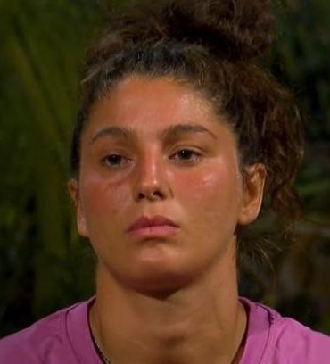 ACİL DURUM KONSEYİ! Survivor Seren Ay diskalifiye mi oldu? 2026 Survivor Seren Ay Çetin yarışmadan ayrıldı mı?