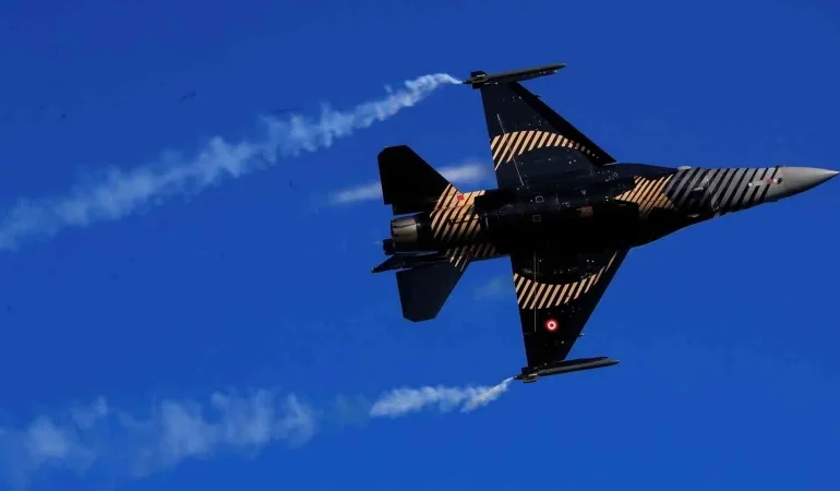 23 Nisan SOLOTÜRK gösterisi ne zaman, saat kaçta başlayacak? SOLOTÜRK uçak gösterisi nerede izlenir?