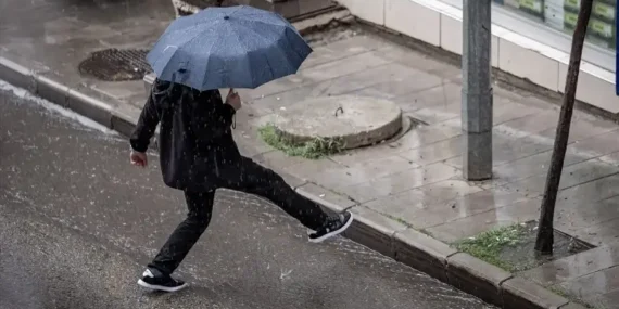 Meteoroloji'den hafta sonu planlarını bozacak uyarı: Yarın hava nasıl olacak? İşte 4-5 Nisan il il hava durumu tahminleri