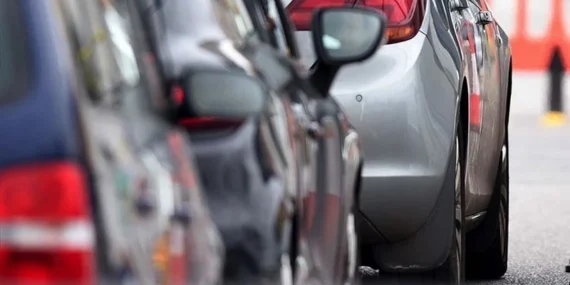 EMEKLİLERE ÖTV’SİZ ARABALAR 2026 | Emekliye ÖTV'siz Araç Düzenlemesi Meclis'ten Geçti Mi, Ne Zaman Onaylanacak?