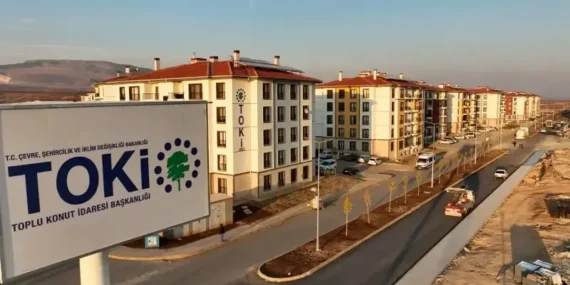 Bakan Kurum'dan beklenen açıklama: İstanbul'da kura tarihi netleşti! TOKİ 100 bin konut projesi kapsamında İstanbul'da hangi ilçe kurası saat kaçta çekilecek?