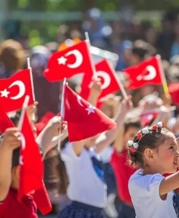 23 Nisan etkinlikleri iptal mi, okullarda kutlama olacak mı? Son dakika açıklamaları