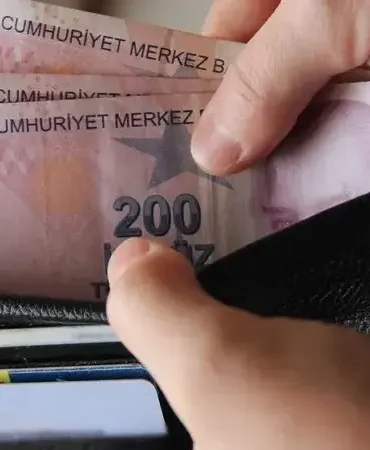 DOĞUM İZNİ SON DAKİKA GELİŞMELER 2026: Doğum İzni 24 Haftaya Çıktı mı, Ne Zaman Yasalaşacak?