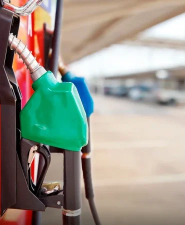 Benzin ve motorin fiyatları güncellendi: İşte yeni rakamlar