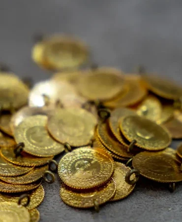 HÜRMÜZ BOĞAZI AÇILDI, GÖZLER ALTIN FİYATLARINDA! 7000 TL üzerine çıktı Altın fiyatları CANLI son durum: 17 Nisan çeyrek altın, gram altın ne kadar?