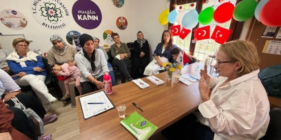 Belediyeden Dirmil’de ‘Kadının Görünmeyen Emeği’ Söyleşisi