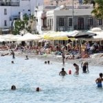 Bin liraya bilet, 12 bin liraya haftalık tatil: Marmaris ve Bodrum şimdiden doldu!
