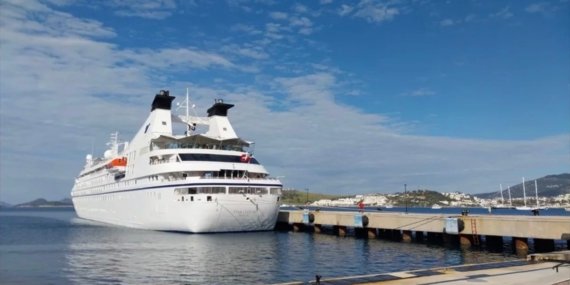 Bodrum'a 'Star Legend' kruvaziyeriyle 247 turist geldi