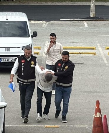 Bodrum’da Bıçaklı Saldırı: Kadını Ağır Yaralayan Eski Erkek Arkadaşı Yakalandı