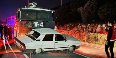 Bodrum'da TOMA ile otomobil çarpıştı