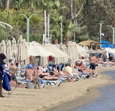 Bodrum'da yazdan kalma günler yaşanıyor