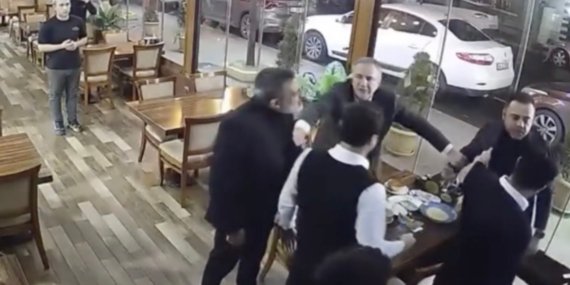 Bodrumlu Meclis Üyesi İstanbul’da Darp Edildi: Restoranda Çıkan Tartışma Kavgaya Dönüştü