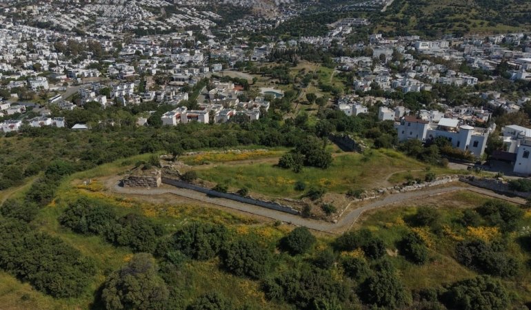 Halikarnassos Surları ve Myndos Kapısı’nda Temizlik Çalışmaları Tamamlandı