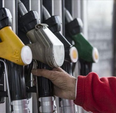 Motorine (mazota) indirim! Benzin'in litre fiyatı ne kadar, indirim ya da zam var mı? İşte 16 Nisan güncel benzin, motorin ve LPG fiyatları