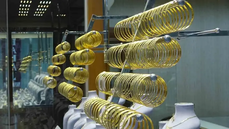 Altın fiyatlarında sert kırılma: Gram altın neden düştü? Altın yükselir mi? 2 Nisan altın fiyatları son dakika gelişmeleri