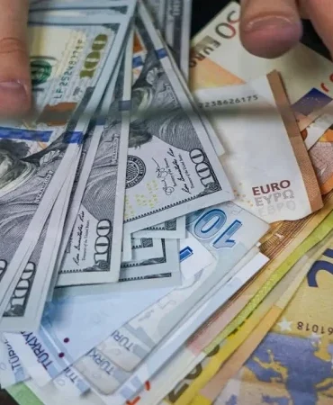 Piyasalarda yeni hafta hareketli başladı: Dolar kuru ne kadar oldu? Euro ve Sterlin kaç TL? 20 Nisan güncel döviz kuraları
