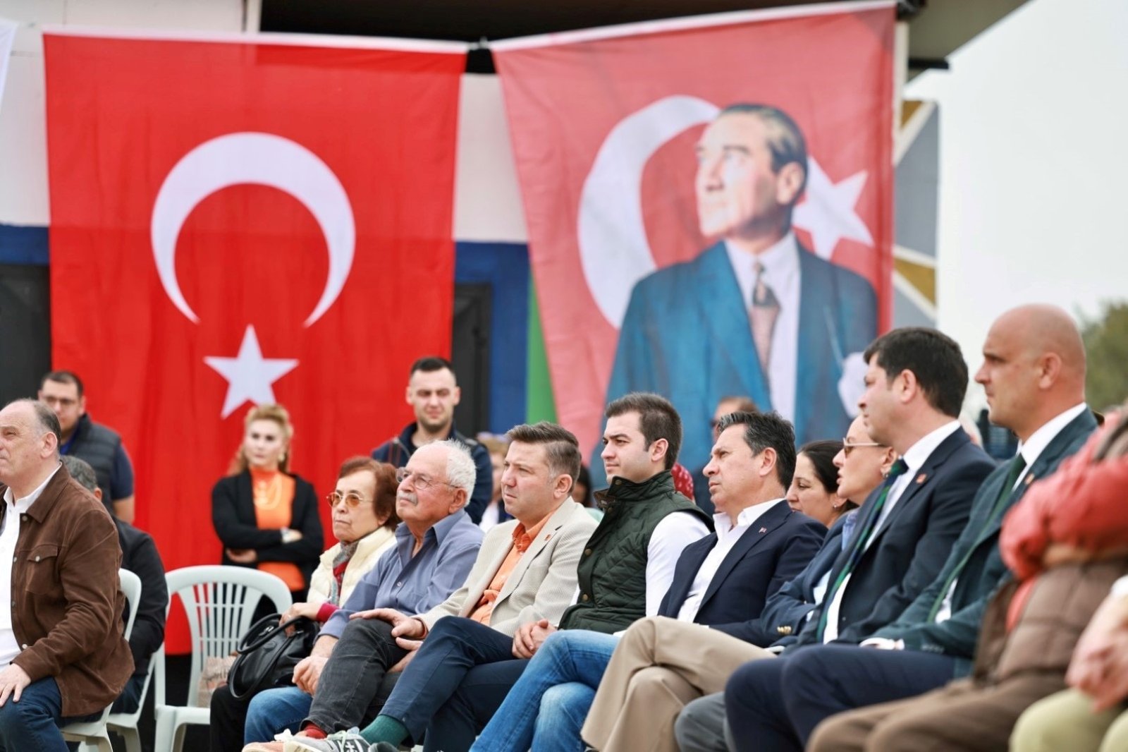 ‘Üreten Bodrum Buluşması’nda üreticilere fide dağıtıldı 