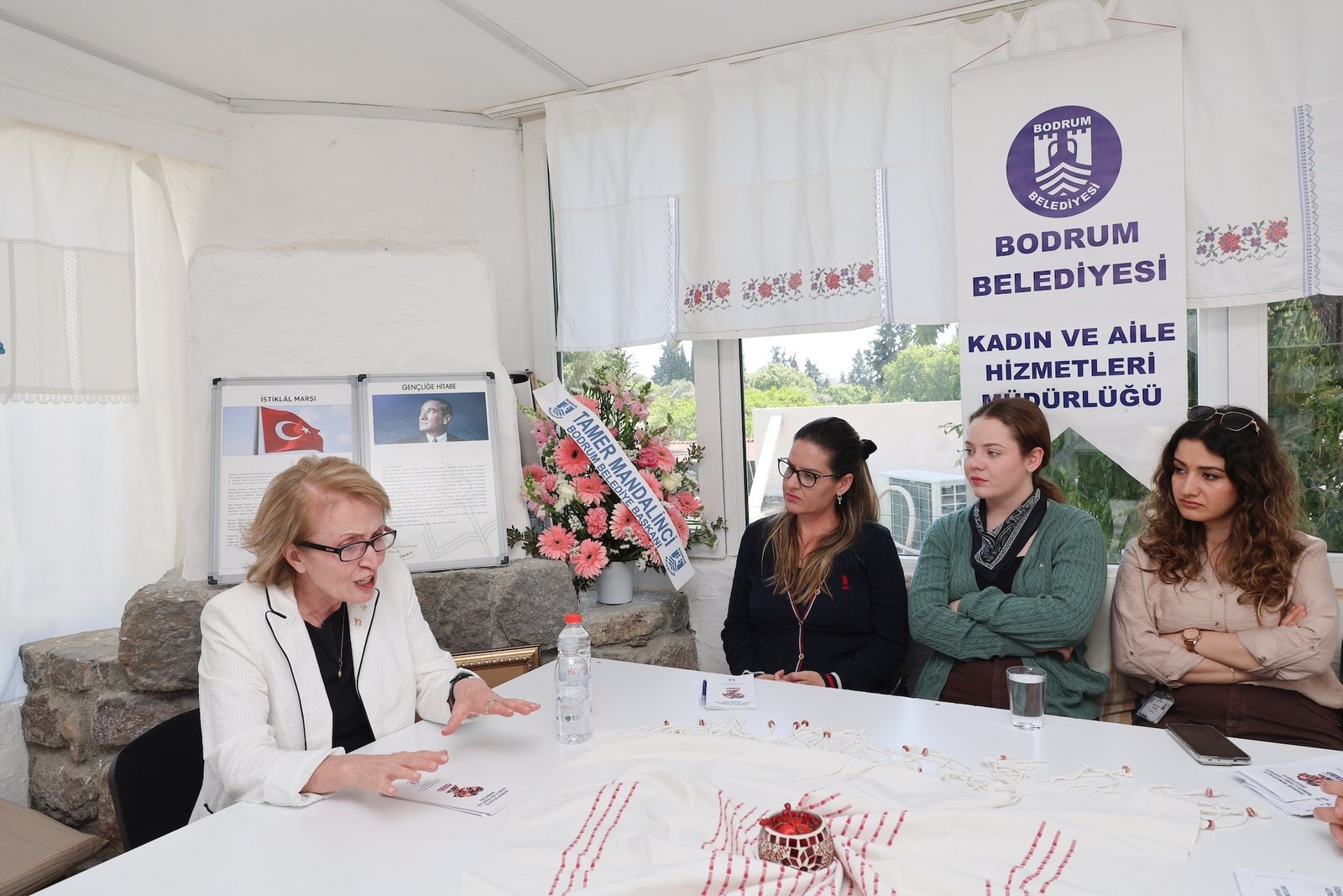 Belediyeden Bitez’de ‘Bağımlılıkta Aile Yapısı ve Roller’ Semineri