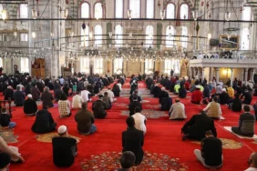 ADIYAMAN BAYRAM NAMAZI SAATİ 2026: Kurban Bayramı Adıyaman Bayram Namazı Ne Zaman, Saat Kaçta Kılınacak? Kurban Bayramı il ilçe namaz saatleri