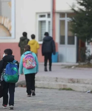 Yaz tatili için geri sayım başladı: Karneler hangi gün verilecek? İşte 2026 tatil takvimi