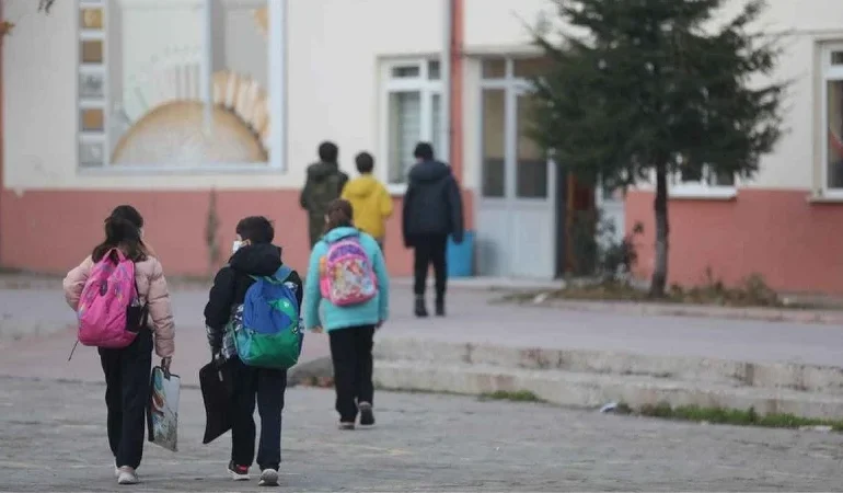 Yaz tatili için geri sayım başladı: Karneler hangi gün verilecek? İşte 2026 tatil takvimi