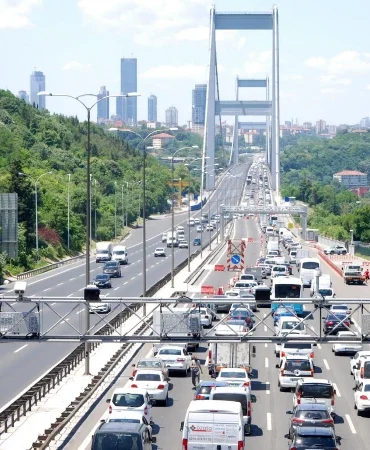 Bayramda köprü ve otoyollar ücretsiz mi? Kurban Bayramı’nda hangi köprüler ücretsiz, hangileri ücretli olacak? Ulaşım detayları açıklandı