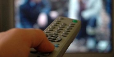 TV YAYIN AKIŞI REHBERİ: 9 Mayıs 2026 Cumartesi Bugün hangi kanalda neler, hangi filmler ve diziler var?