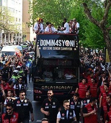 GALATASARAY KUTLAMALARI KUPA TÖRENİ CANLI YAYIN KANALI || Galatasaray şampiyonluk kutlaması hangi kanalda? GS kupa töreni nereden, nasıl izlenir?