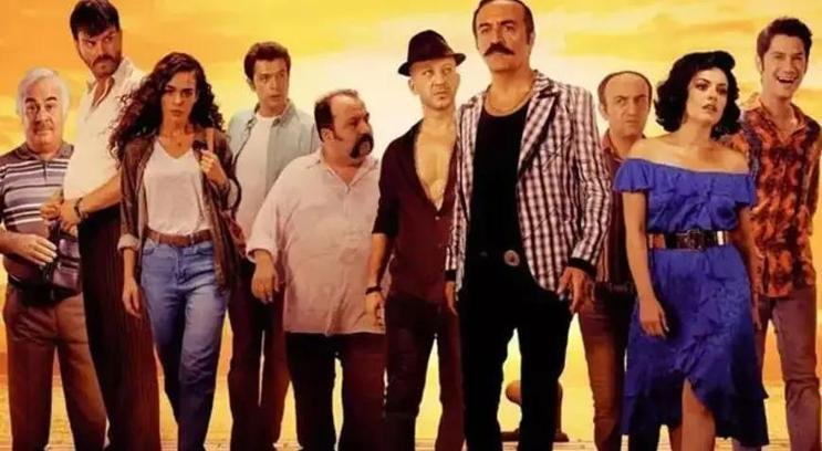 Organize İşler Sazan Sarmalı konusu nedir, oyuncuları kimler? Organize İşler Sazan Sarmalı nerede çekildi?