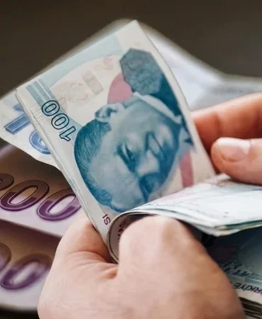 SSK, Bağ-Kur ve Emekli Sandığı bayram ikramiyesi ne zaman yatacak? 4A, 4B, 4C'li emekli bayram ikramiyesi SGK ödeme günleri