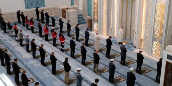 BALIKESİR BAYRAM NAMAZI SAATİ 2026: Balıkesir'de Kurban Bayram namazı saat kaçta kılınacak? Diyanet takvimi