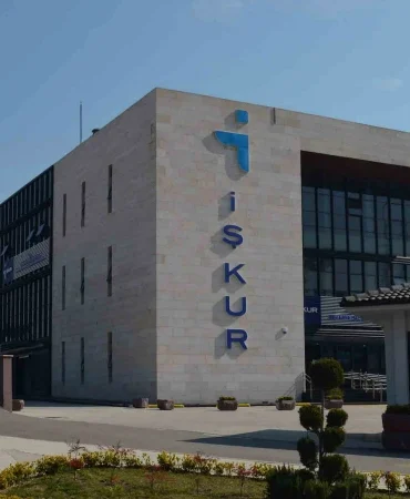 İŞKUR 5 bin 355 personel alımı ilanı: Güvenlik ve temizlik personeli alımı başvuruları ne zaman, şartları neler? İşte personel alımı yapılacak kadrolar