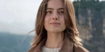Taşacak Bu Deniz’in Eleni’si projeden çekildi: Yapım ekibi zor durumda kaldı! Ava Yaman tazminat ödeyecek