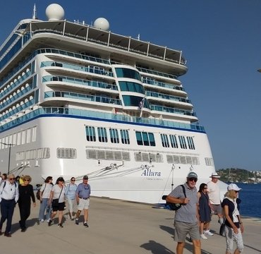 Bodrum'a kruvaziyer ile 1142 yolcu geldi