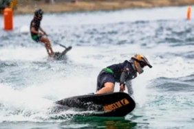 Bodrum’da su jeti, flyboard ve motosurf yarışları nefes kesti