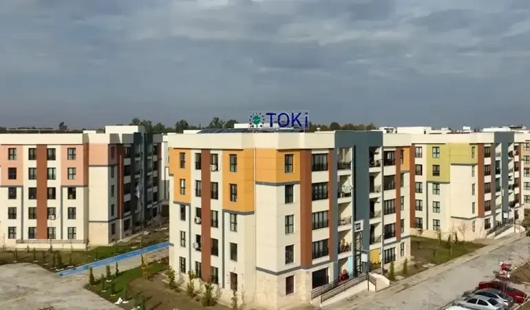 TOKİ 500 bin sosyal konut İstanbul, Ankara ve İzmir'de hangi ilçelere Yapılacak? Büyükşehirlerde harita netleşti! İşte liste liste konut lokasyonları!