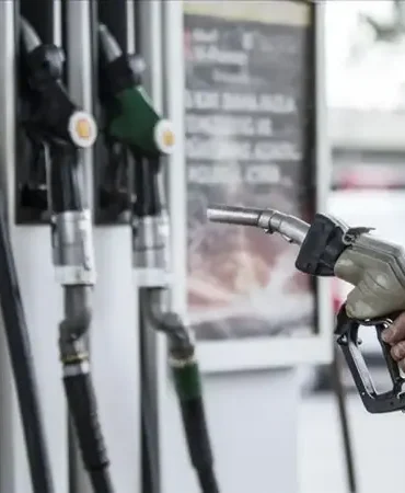 Motorin ve LPG'ye zam geldi mi? 6 Mayıs 2026 Bugünkü benzin, motorin, LPG güncel akaryakıt fiyatları