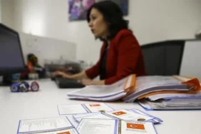Bugün bankalar açık mı? 25 Mayıs Pazartesi postaneler ve noterler çalışıyor mu? Arefe günü kurumlar çalışacak mı?
