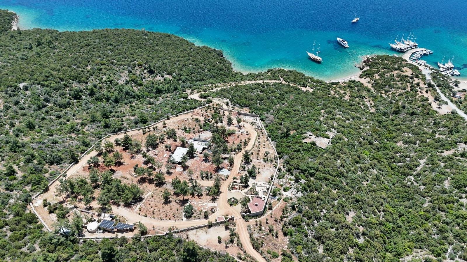 ‘BODRUM KOYLARI SAHİPSİZ DEĞİLDİR’