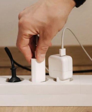 Uzmanlardan Elektrik Uyarısı: Ev Yangınlarına Karşı Dikkat Çağrısı