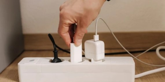 Uzmanlardan Elektrik Uyarısı: Ev Yangınlarına Karşı Dikkat Çağrısı