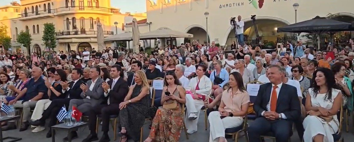 Muğla ve Bodrum Belediye Başkanları Kos Adası’ndaki ‘İki Yaka’ Şenliğinde