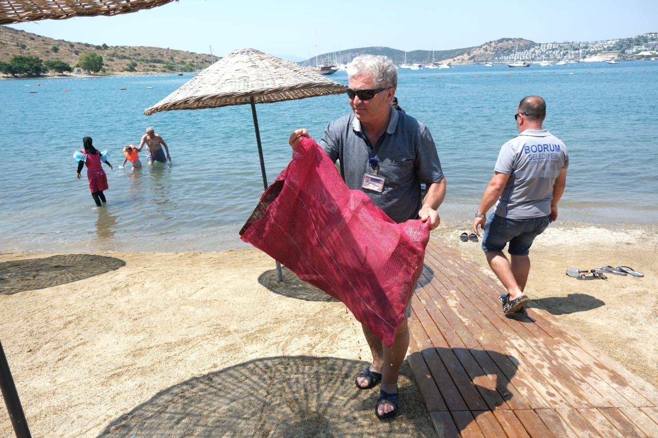 Deniz Dibi Temizliği Gümbet’te Gerçekleştirildi
