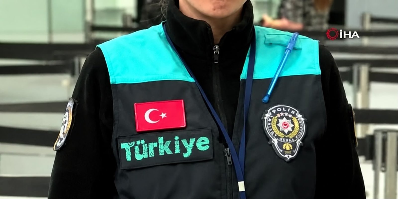 Kos’ta pasaport kontrolü çilesi! “Hangisi daha medeni?” Bodrum’dan geçen yolcu hızlı, Kos’ta kuyrukta bekliyor