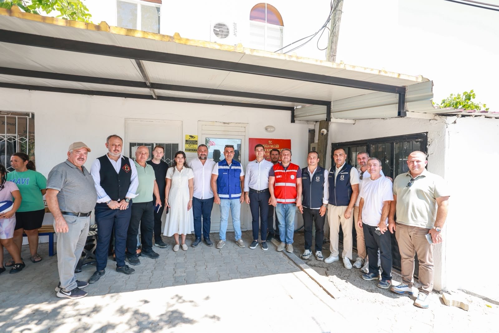 Başkan Mandalinci Saha Çalışmalarını Karaova’da sürdürdü