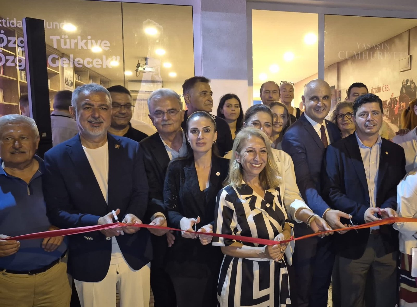 YENİ Parti Bodrum İlçe Başkanlığı Yeni Hizmet Binasına Kavuştu