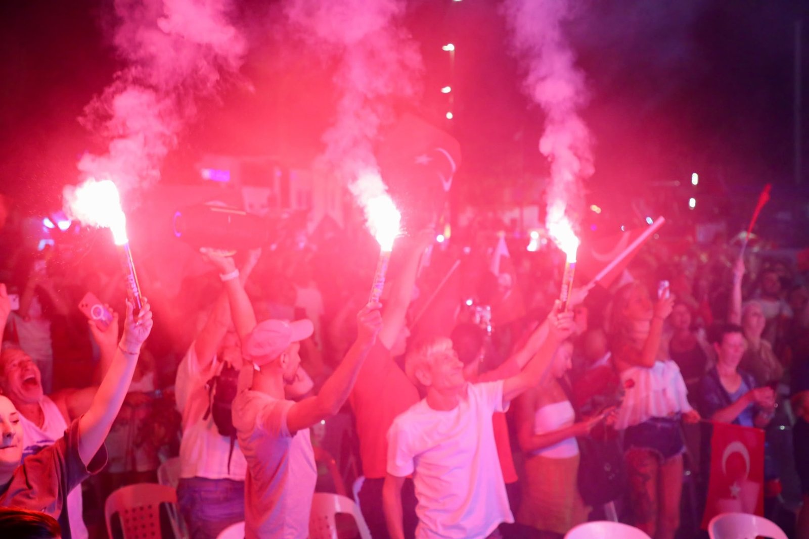 Filenin Sultanları Avrupa Şampiyonu! Zafer Coşkusu Bodrum Meydanlarında Yaşandı