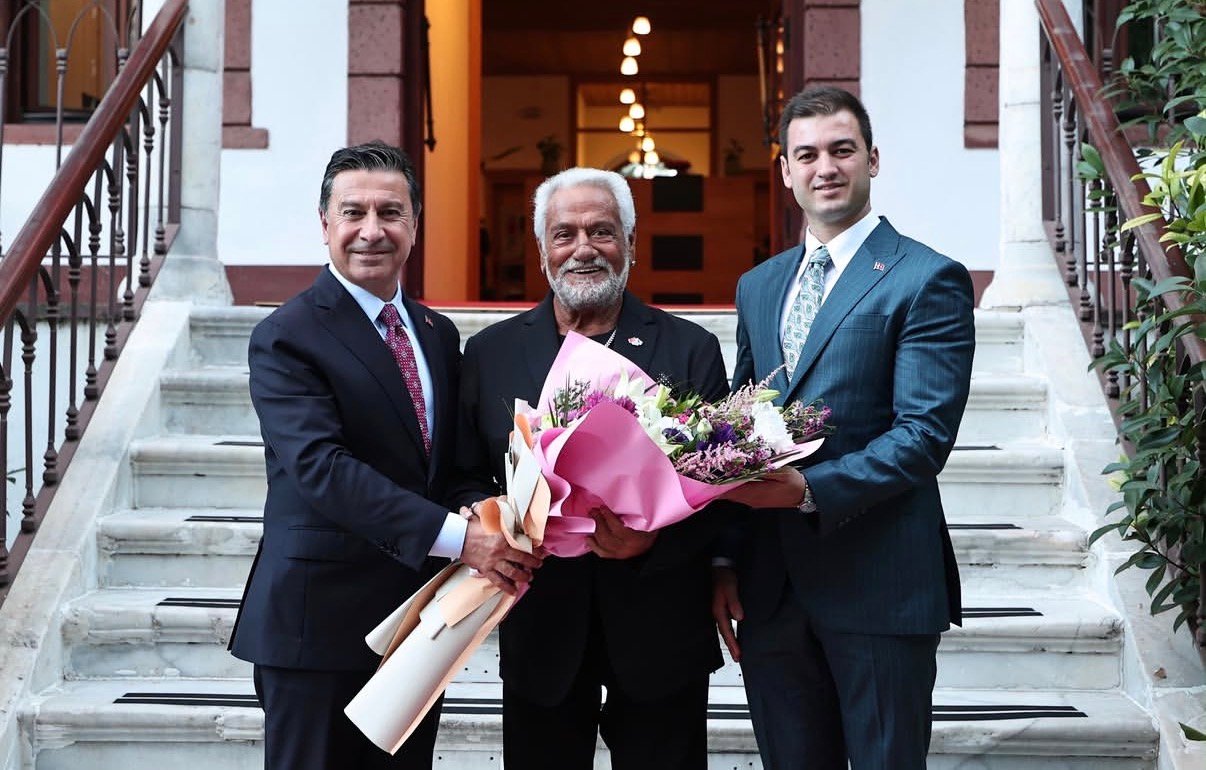 Adı Bodrum ile özdeşleşen Fedon’a Turizm Elçiliği Beratı Verildi